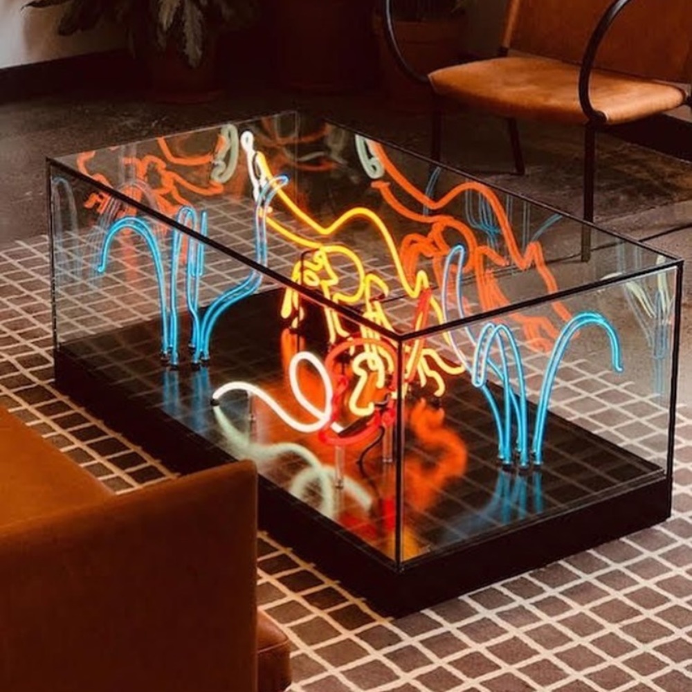 Meet your Posher, Avery